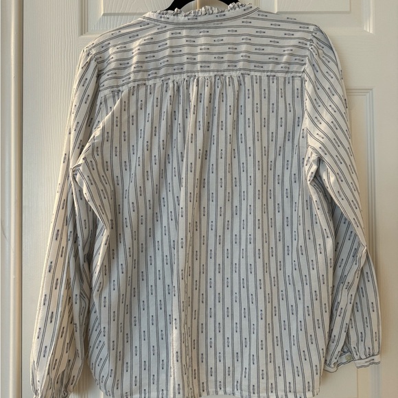 Loft Botton Down - Picture 4 of 5